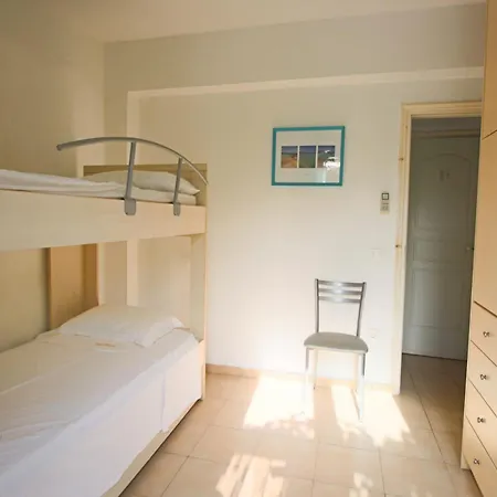 Oscania Holiday home